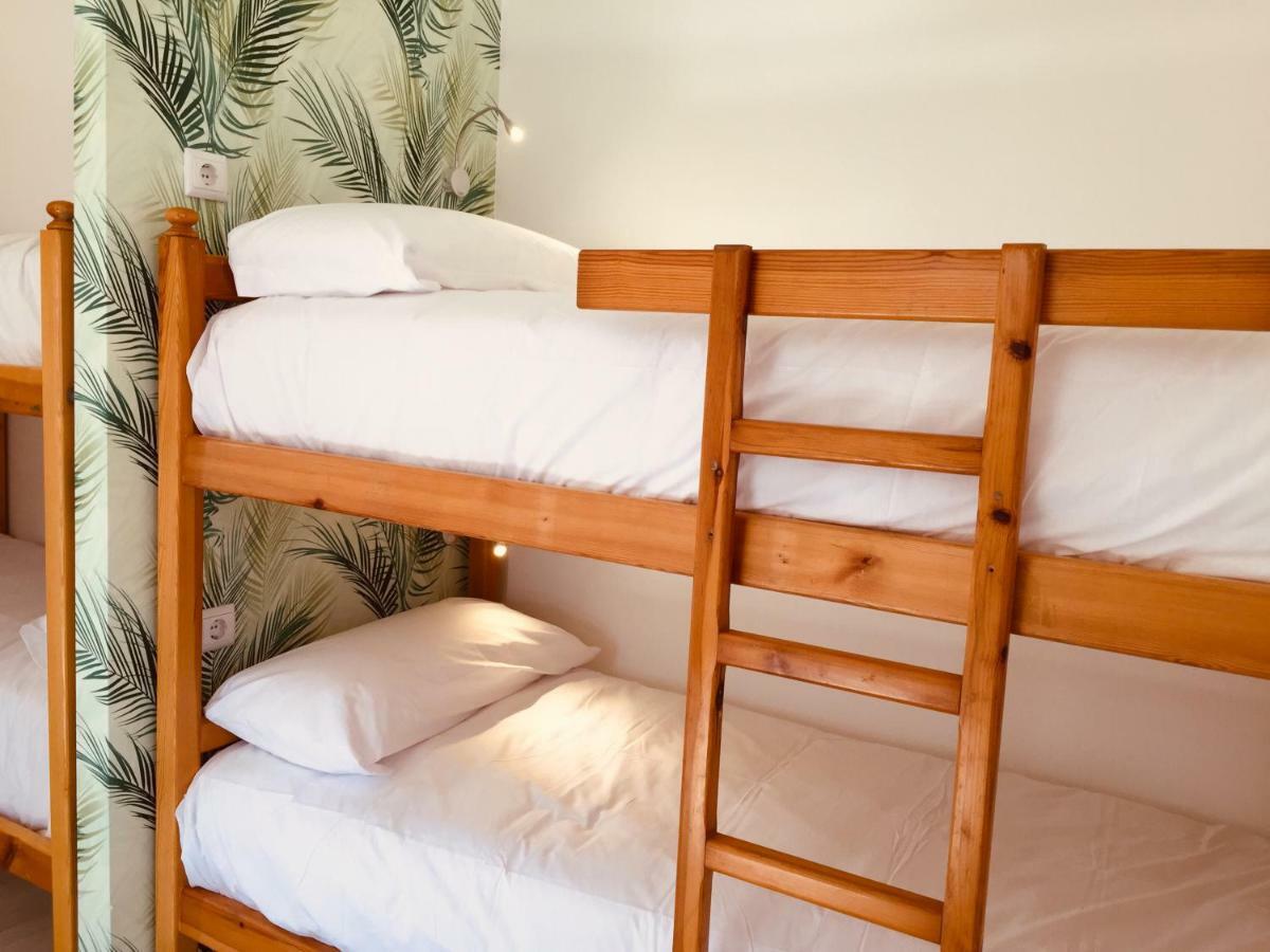 Oasis Backpackers Hostel Sintra Surf Colares Exterior photo