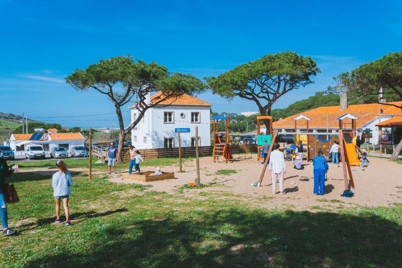Oasis Backpackers Hostel Sintra Surf Colares Exterior photo
