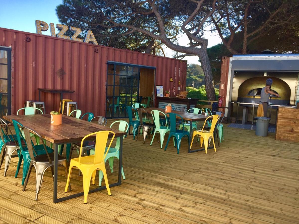 Oasis Backpackers Hostel Sintra Surf Colares Exterior photo